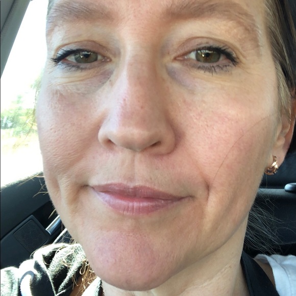 Meet your Posher, Khobe - Picture 1 of 1